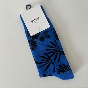 NWT Express Socks - Palm Print
